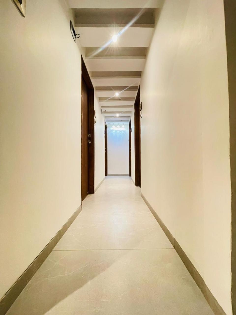 Hotel Winton มุมไบ ภายนอก รูปภาพ